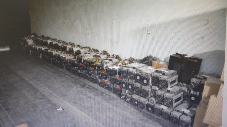 Владелец майнинговой фермы в Черемхове украл электроэнергию на 1 млн рублей