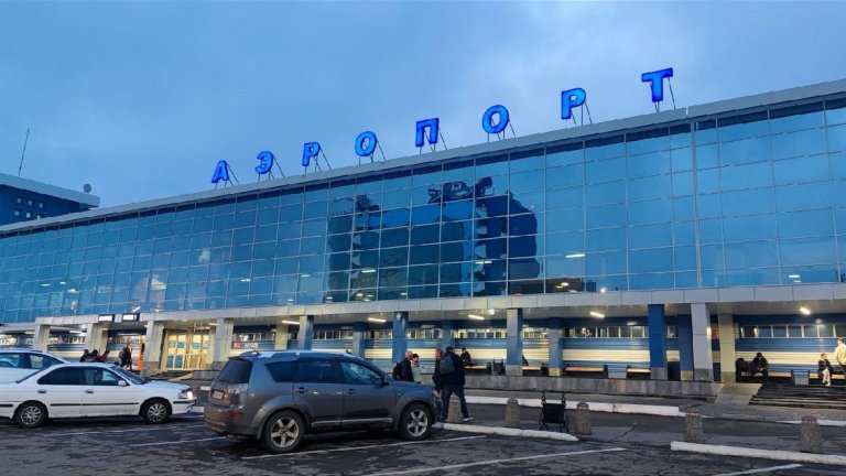 Двоих пассажиров сняли с рейса в аэропорту Иркутска