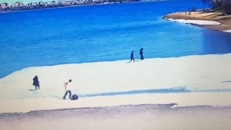 Мужчина утонул в Иркутском водохранилище во время купания