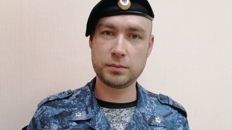 В Приангарье судебный пристав спас бабушку