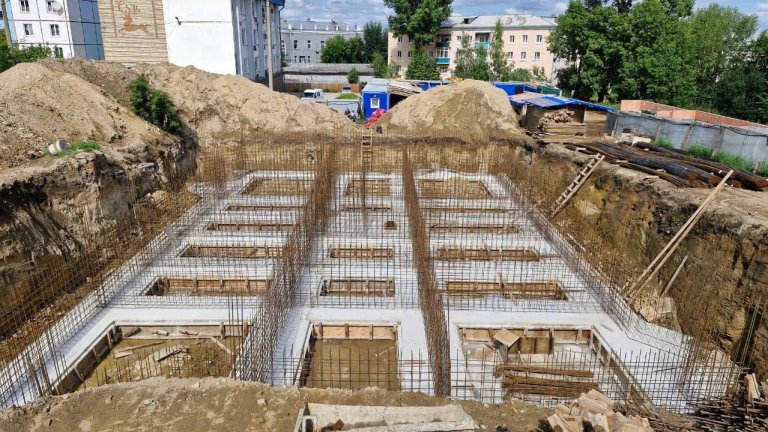 В Черемхове начали строить многоквартирный дом для переселенцев