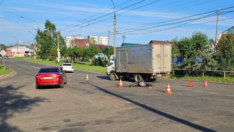 Шестилетний мальчик пострадал в ДТП с мотоциклом в Братске