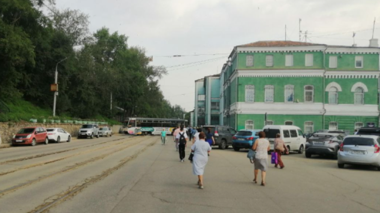 Названа причина схода с рельсов трамвая в Иркутске