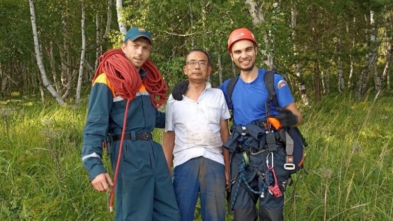 Турист из Китая сорвался с Большой Байкальской тропы в нескольких километрах от Листвянки