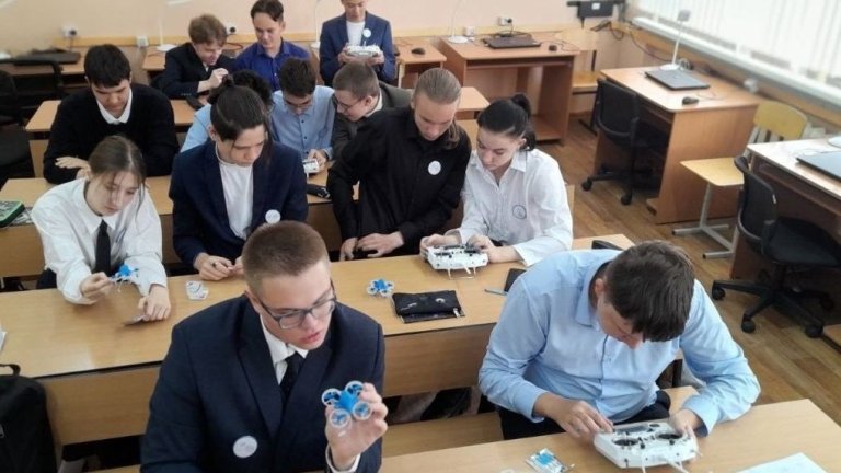 В Иркутской области откроется 17 площадок для обучения детей работе с беспилотниками