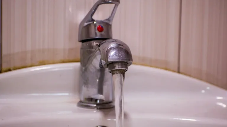 Горячую воду в дома правого берега Тулуна дадут 5 августа