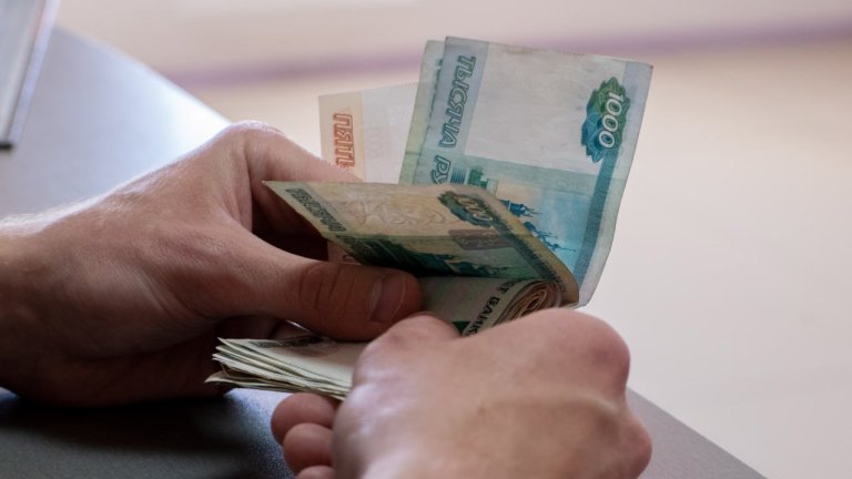 Житель Иркутска заказал нападение на предпринимателя и пытался откупиться от следователя