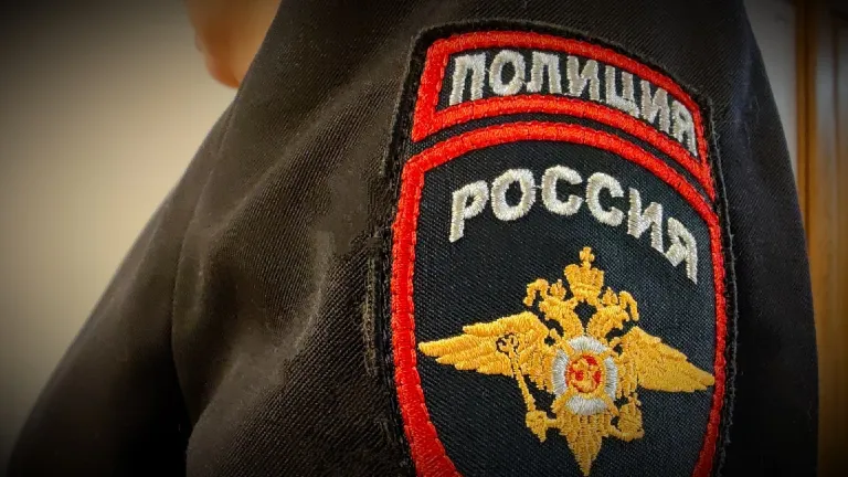 Пьяный мужчина без прав катался на мопеде по Мамонам