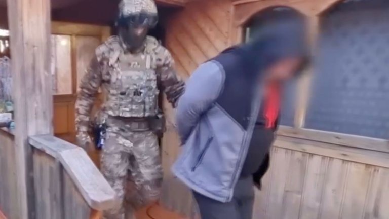 Семья из Тайшета на ходу воровала грузы из фур