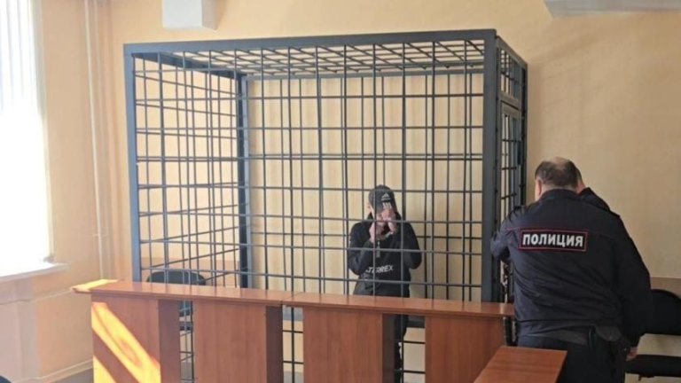 Зарезавшего супругу в ЗАГСе жителя Саянска заключили под стражу