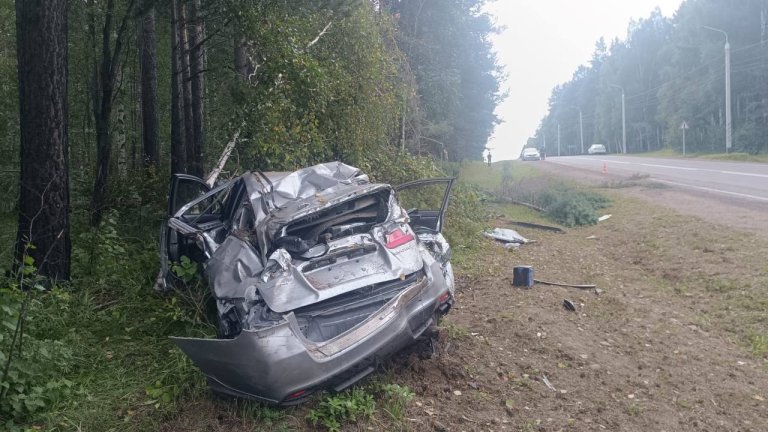 Пассажир иномарки погиб в ДТП на Байкальском тракте