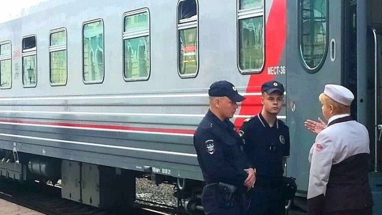 Пятерых пассажиров сняли с поездов за минувшее сутки в Иркутской области