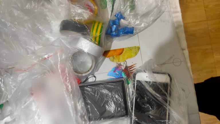 В Братске накрокурьера задержали в момент сбыта запрещённого вещества