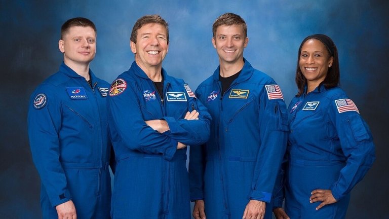 Выпускник ИВВАИУ Гребёнкин отправится в космос на корабле Маска на неделю раньше