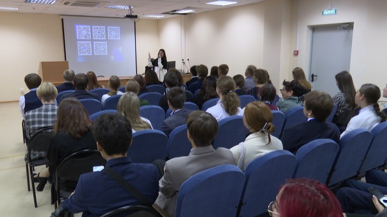 Иркутские школьники побывали на социально-правовом детском форуме