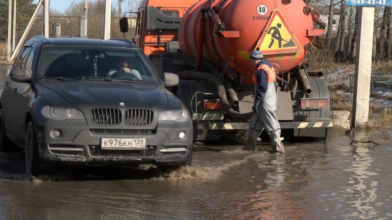 Первые случаи подтопления домов и земельных участков зафиксированы в Иркутском районе