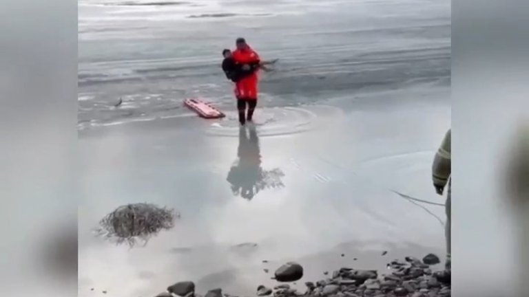 Четверо детей провалились под лёд на реке Уде в Нижнеудинске