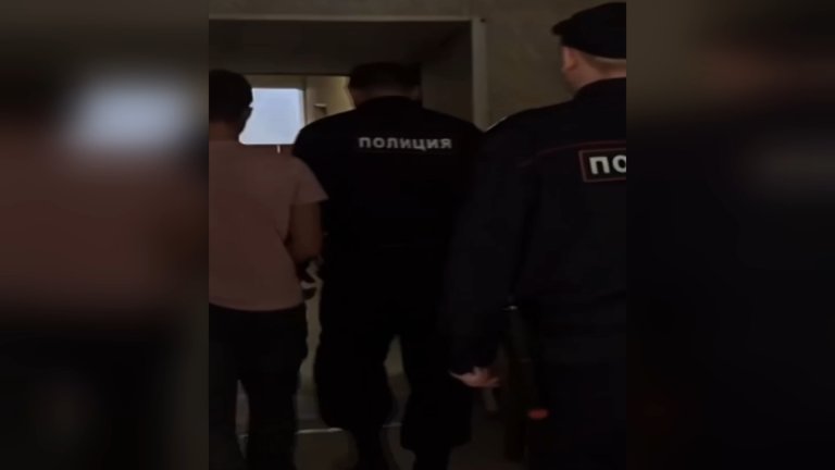 Мошенница решила наказать за обман своего курьера и сообщила полиции его адрес в Ангарске