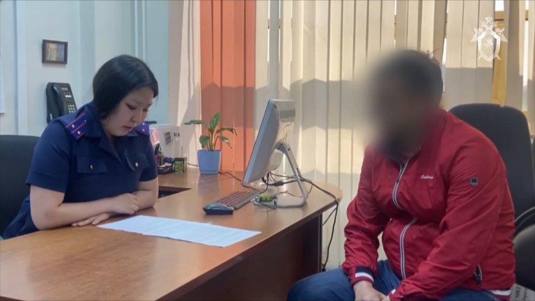 Чтобы не замечали нарушений, или Уголовное дело о взятках сотрудникам жилстройнадзора расследуют в Иркутской области