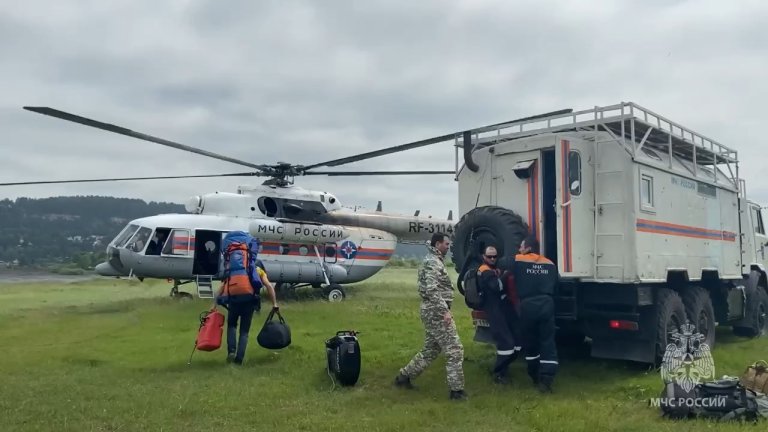 В режим повышенной готовности переведены спасатели из-за ухудшения погоды в Иркутской области