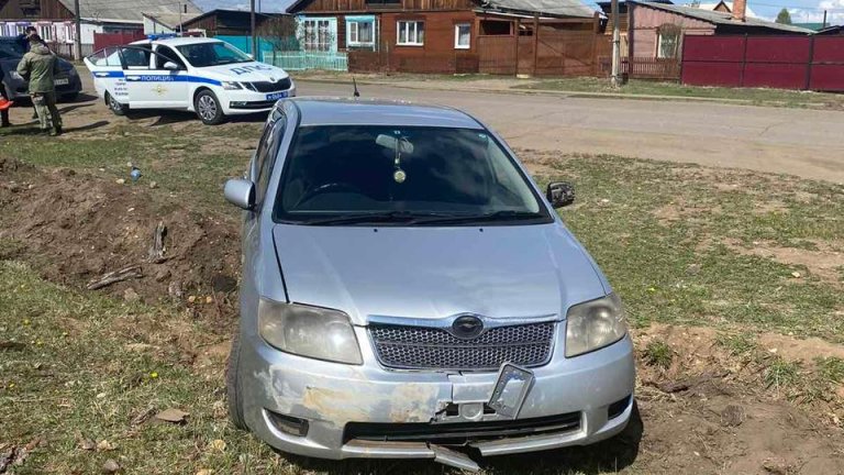 Водитель сбил и дважды переехал женщину в посёлке Усть-Ордынском