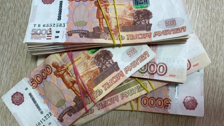 Житель Иркутской области в среднем должен банкам 400 тысяч рублей