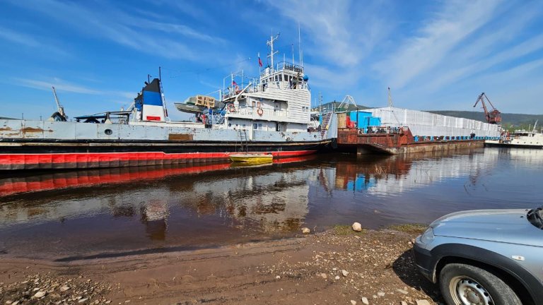 На реке Лене в Усть-Куте столкнулись два судна – это уже второй случай за неделю