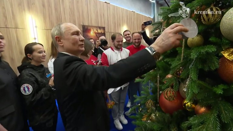 Владимир Путин исполнит новогоднее желание 8-летней девочки побывать на Байкале