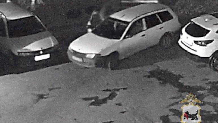 В Иркутске двое 18-летних подростков угнали автомобиль