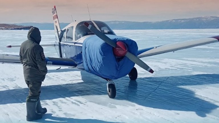 Пилота легкомоторного самолёта накажут за посадку на лёд Байкала вне переправы