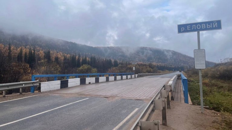 Пять мостов отремонтировали на федеральной трассе «Вилюй» в Усть-Кутском районе