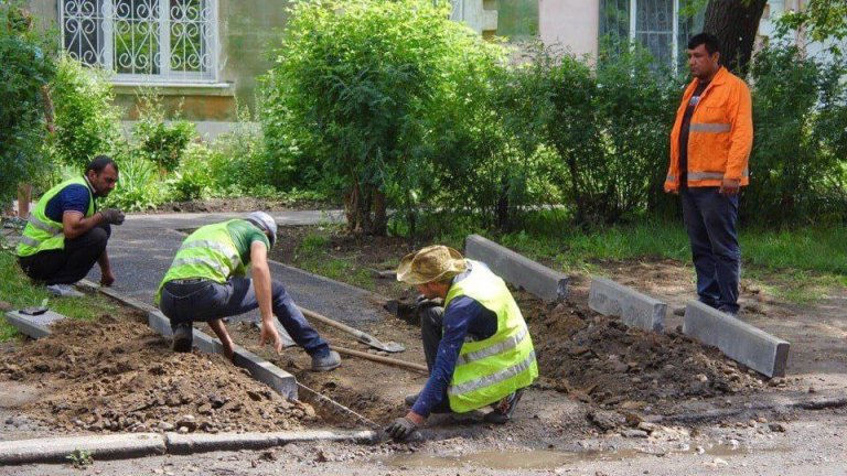36 дворов отремонтируют в Ленинском округе Иркутска