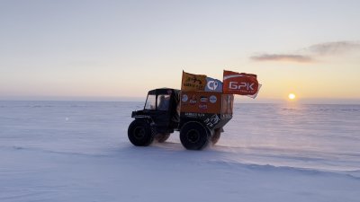 Иркутский бензин помог установить новый рекорд России во время экспедиции вокруг Байкала