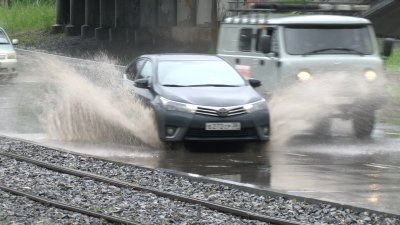 Ливневые дожди затопили улицы и дома в нескольких городах Иркутской области