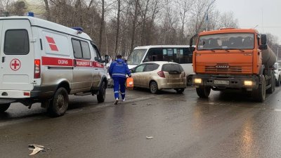 Два ДТП с общественным транспортом, в которых пострадали люди, произошло за один день в Иркутске 