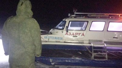 Несколько происшествий на льду Байкала случилось за длинные выходные