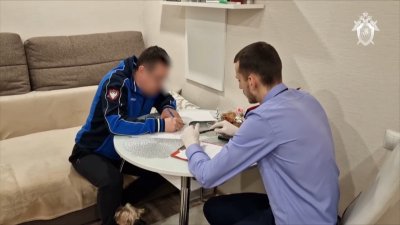 Сотрудница МВД в Иркутске за деньги помогала мигрантам получить сертификат о знании русского языка