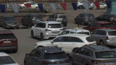Нехватка парковок в центре Иркутска: можно ли решить проблему
