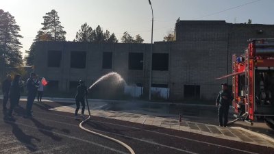 Юные пожарные соревновались в Ангарске