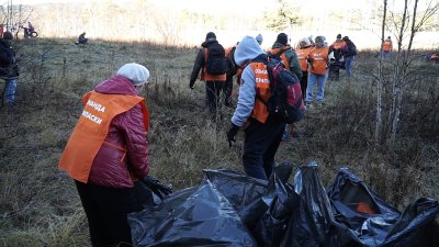 Ассоциация "Байкал без пластика" поддержала экоакцию "360" в нацпарке в Иркутском районе 