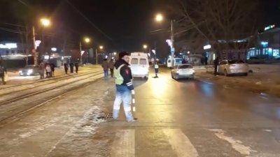Три человека пострадали в Усолье-Сибирском при столкновении трамвая и машины скорой помощи