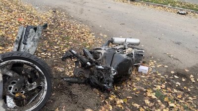 35-летний мотоциклист погиб при столкновении с иномаркой в Иркутске