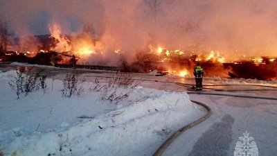 Более 30 человек остались без жилья после пожара в Усть-Илимске
