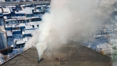 Крупный пожар произошёл на стройке в Иркутске