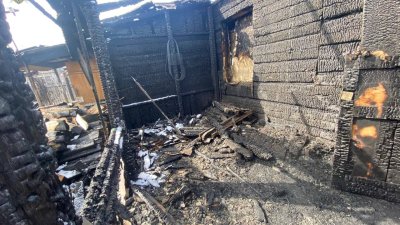 8-летний мальчик погиб во время пожара в жилом доме в Тайшете