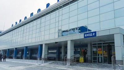 Семье с ребёнком-инвалидом в международном аэропорту Иркутска не оказали необходимой помощи