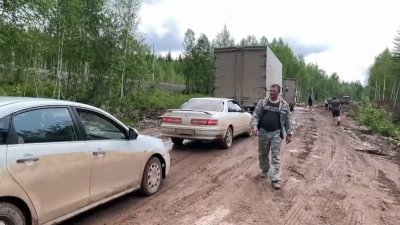 Приехали проверять дороги и застряли: специальная комиссия побывала на севере Иркутской области 