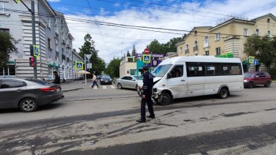 Череда крупных ДТП в Иркутской области: электросамокатчик погиб, трое пассажиров маршрутки получили травмы