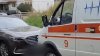 В Усть-Илимске водитель Mazda намеренно заблокировал скорую помощь во дворе на Белградской