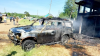 Два внедорожника сгорели вместе с гаражом в Тайшетском районе 